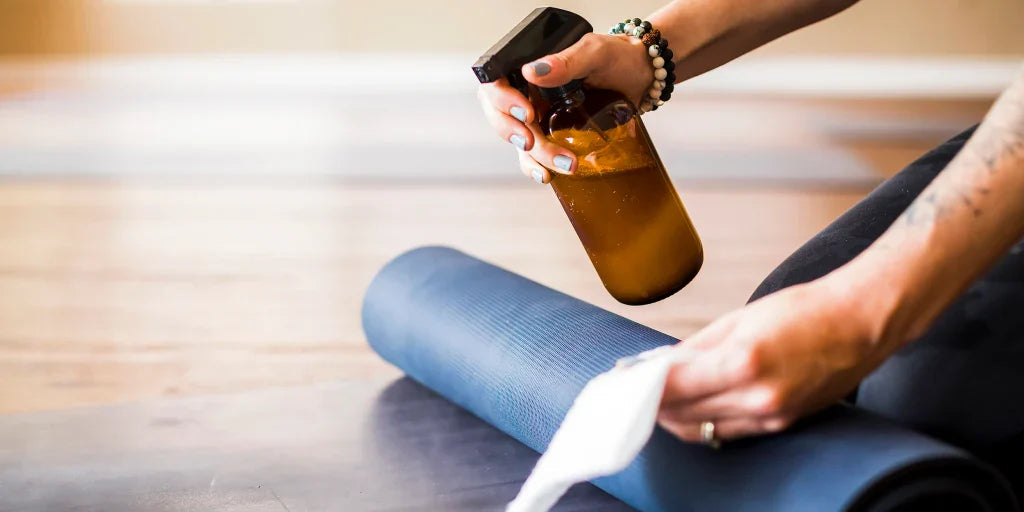 How to Clean Yoga Mat: A Step-by-Step Guide for Beginners
